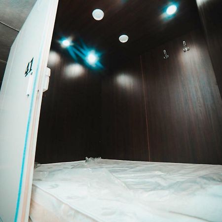 Capsule Hotel Technocave Bishkek Luaran gambar