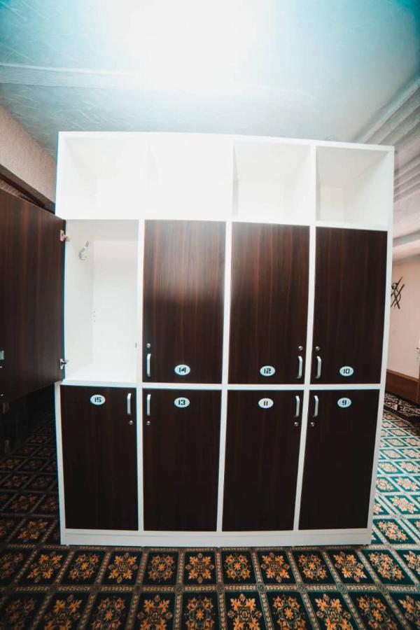 Capsule Hotel Technocave Bishkek Luaran gambar