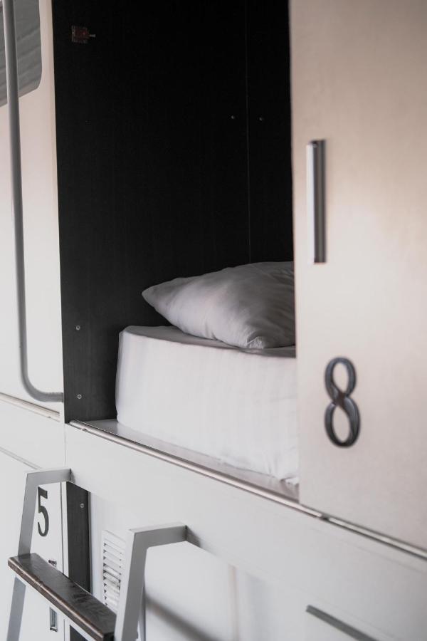 Capsule Hotel Technocave Bishkek Luaran gambar
