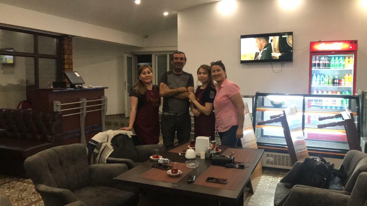 Capsule Hotel Technocave Bishkek Luaran gambar