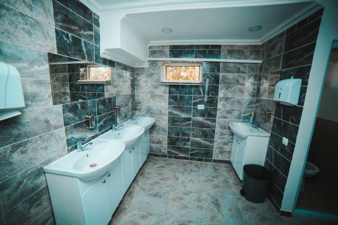 Capsule Hotel Technocave Bishkek Luaran gambar